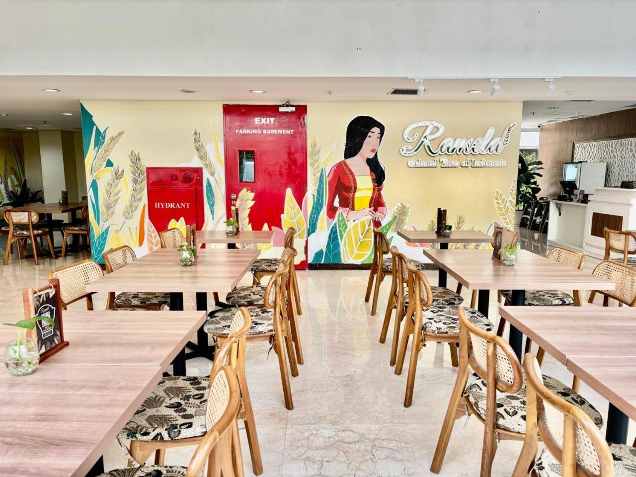 Cordela Senen Jakarta Exteriér fotografie